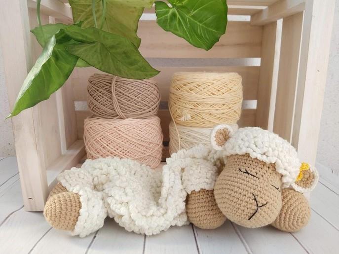 Sheep Security Blanket crochet pattern