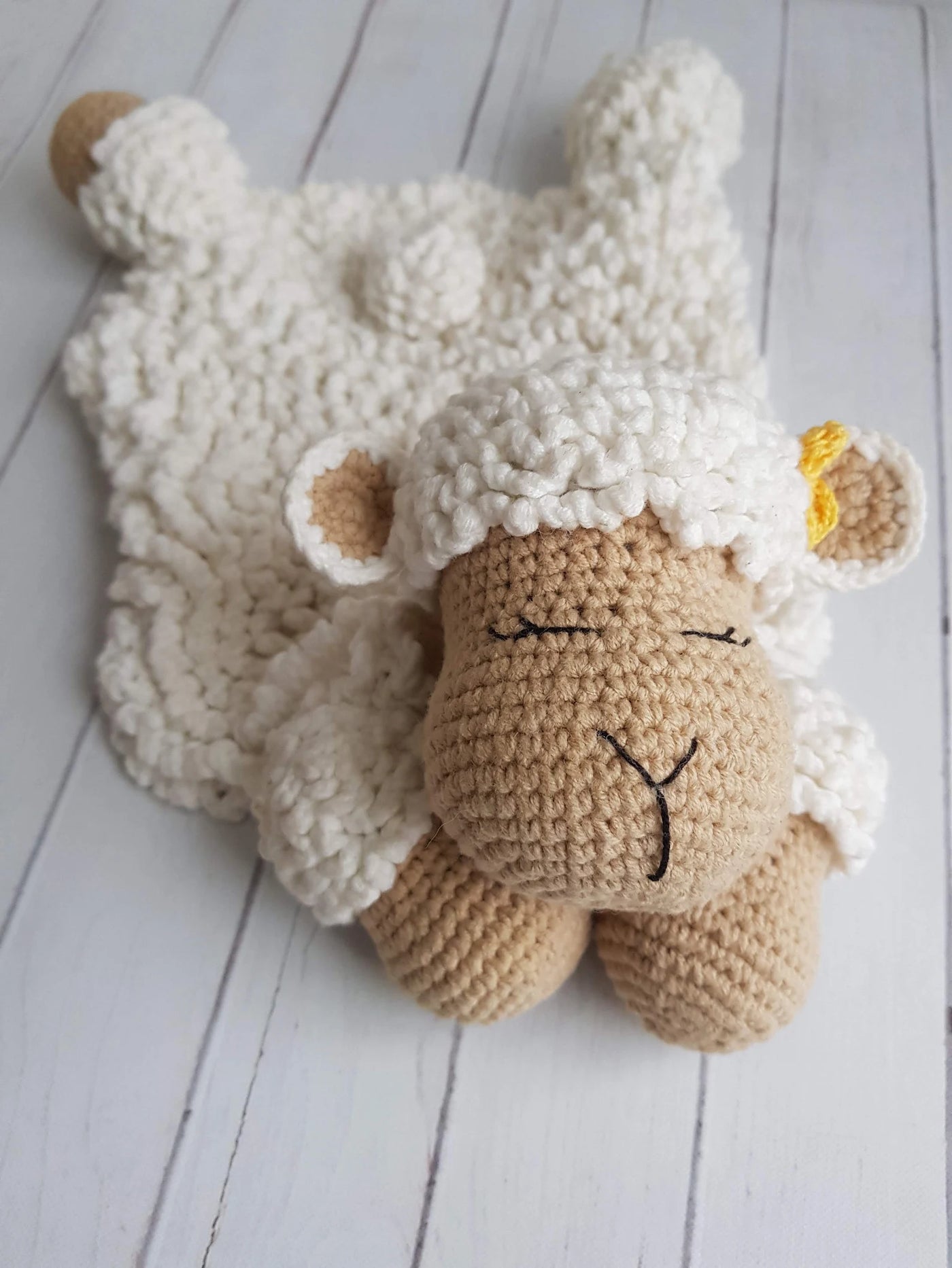 Sheep Security Blanket crochet pattern